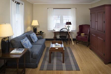 Hotel Woodlands & Suites, An Official Colonial Williamsburg