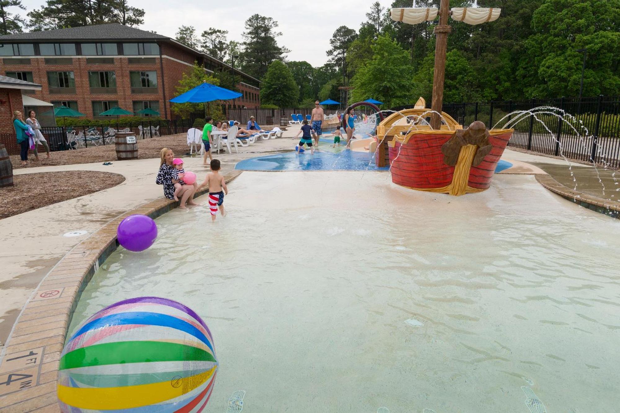 Woodlands & Suites, An Official Colonial 4* Williamsburg
